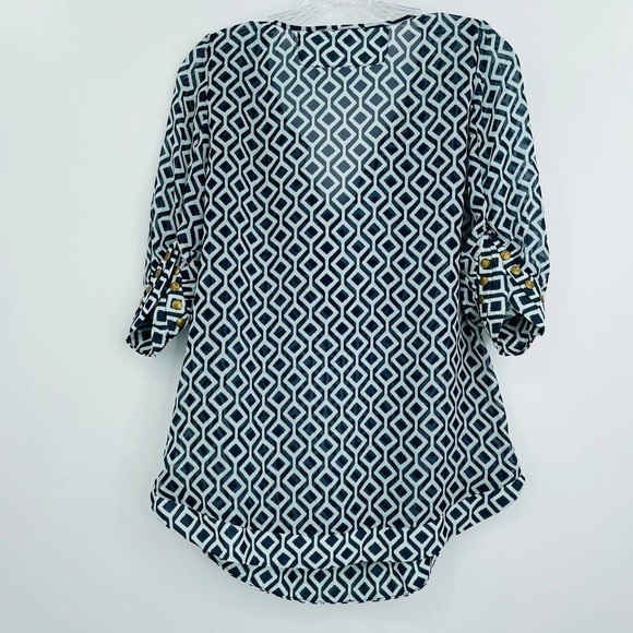 41 Hawthorn tunic button stud v-neck blouse - Picture 6 of 9